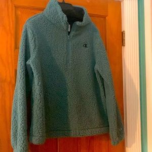 Womens M Champion sweatshirt